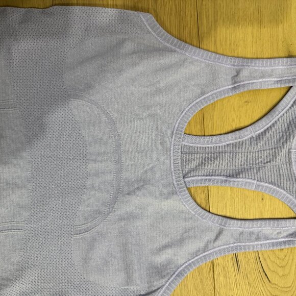 Lululemon Swiftly Tech Racerback Heathered Lilac -Size 6 - Picture 9 of 10